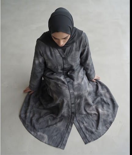 Marble Grey Printed Abaya